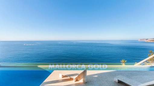 Waterfont villa with unique panoramic sea views and direct sea access Waterfont villa with unique panoramic sea views and direct sea access