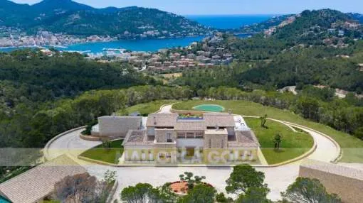 An exceptional and unique opportunity to acquire arguably the most desirable family estate available throughout the south west An exceptional and unique opportunity to acquire arguably the most desirable family estate available throughout the south west
