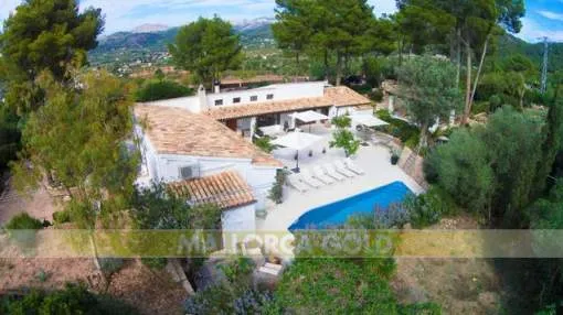Unique and charming villa with lots of privacy in Port d´Andratx