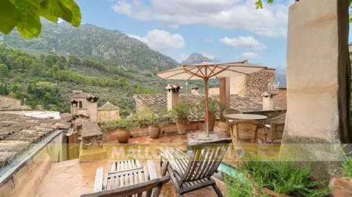 Traditional Majorcan village house with a wonderful view of the mountains