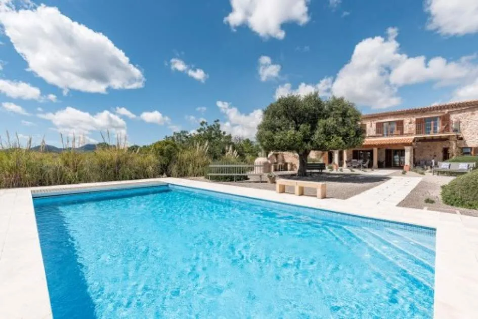 Magnificent and luxurious country finca with stunning sea views and holiday rental licence in S'Espinagar