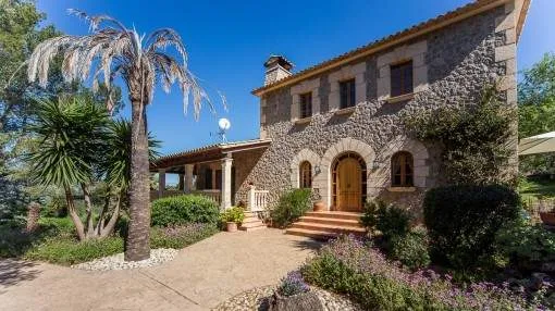 Fantastic country house in beautiful and quiet location Fantastic country house in beautiful and quiet location