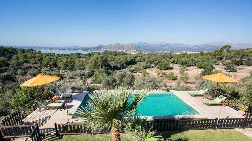 Fantastic country house with sea views and guest house in quiet surroundings Fantastic country house with sea views and guest house in quiet surroundings