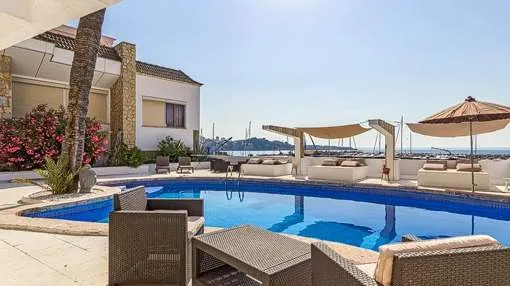 Furnished semi-detached house directly at the sea front in Cala Mayor with fantastic views Furnished semi-detached house directly at the sea front in Cala Mayor with fantastic views