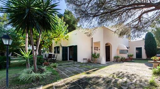 Detached chalet with great garden on the Cala Blava Detached chalet with great garden on the Cala Blava