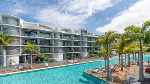Modern two-bedroom apartment in the exclusive Las Olas complex in Palm-Mar, Arona Modern two-bedroom apartment in the exclusive Las Olas complex in Palm-Mar, Arona