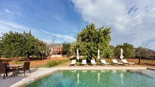 Impressive modern style Finca between Selva and Caimari Impressive modern style Finca between Selva and Caimari