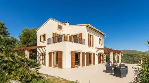 Wonderful Finca with pool and guest house in Arta with distant views over the bay of Canyamel Wonderful Finca with pool and guest house in Arta with distant views over the bay of Canyamel