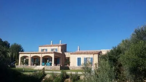Exclusive Finca property with sea views very close to 2 golf courses Exclusive Finca property with sea views very close to 2 golf courses