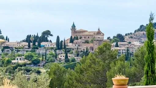 Magnificent villa with tremendous views of Valdemossa Magnificent villa with tremendous views of Valdemossa