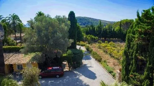 Grand, enchanting country house near Port de Pollensa with absolute privacy needing renovation