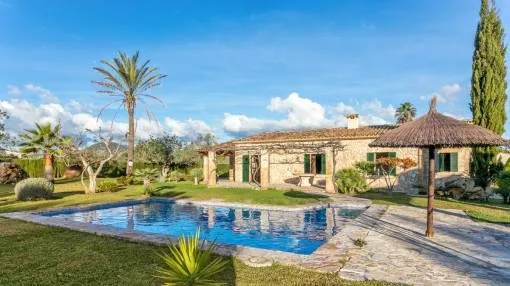 Enchanting country house-style villa with pool and holiday licence near Pollenca Enchanting country house-style villa with pool and holiday licence near Pollenca