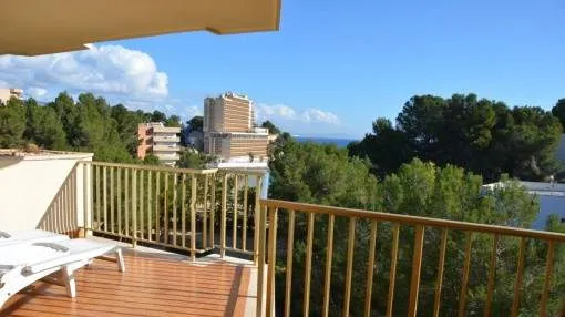 Beautiful south facing apartment with direct access to the beach in Cala Vinyas Beautiful south facing apartment with direct access to the beach in Cala Vinyas