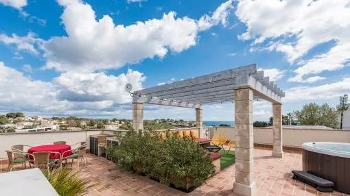 Duplex apartment with large roof terrace and spectacular sea views in Cala Mandia Duplex apartment with large roof terrace and spectacular sea views in Cala Mandia