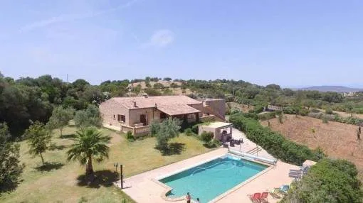 Finca with sweeping views in Son Macia