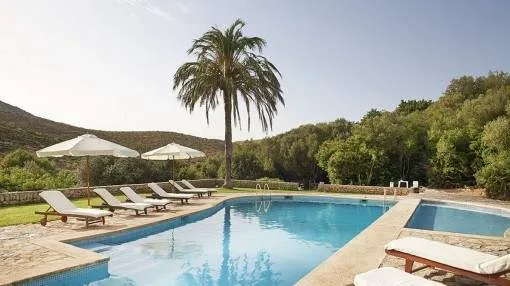 Traditional mallorquin finca with sea views in Capdepera Traditional mallorquin finca with sea views in Capdepera