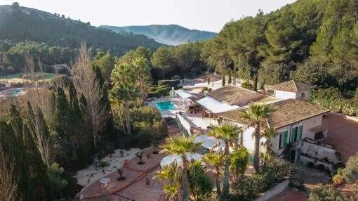 Exquisite country house surrounded by beautiful landscaped gardens in Capdepera Exquisite country house surrounded by beautiful landscaped gardens in Capdepera