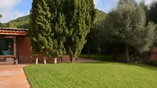 Quietly situated country house with pool in Esporles Quietly situated country house with pool in Esporles
