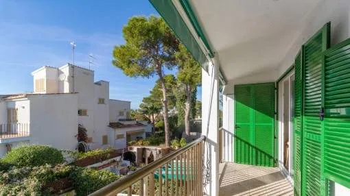 Idyllically-located apartment with sea views in Cala Blava Idyllically-located apartment with sea views in Cala Blava