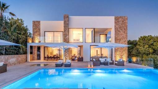 Superlative dream property at one of Mallorca's prime locations in Anchorage Hill, Bendinat Superlative dream property at one of Mallorca's prime locations in Anchorage Hill, Bendinat
