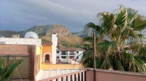 Large terraced house with communal pool in a small residential complex in Colonia de Sant Pere Large terraced house with communal pool in a small residential complex in Colonia de Sant Pere