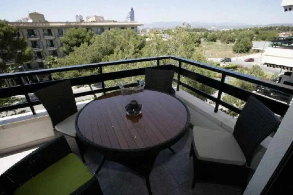 Beautiful apartment with terrace near to Playa de Palma