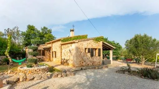 Romantic natural-stone finca in Costitx Romantic natural-stone finca in Costitx