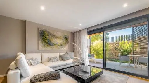 Penthouse apartment in a newly-built residential complex quietly-located close to the golf course in Son Vida Penthouse apartment in a newly-built residential complex quietly-located close to the golf course in Son Vida