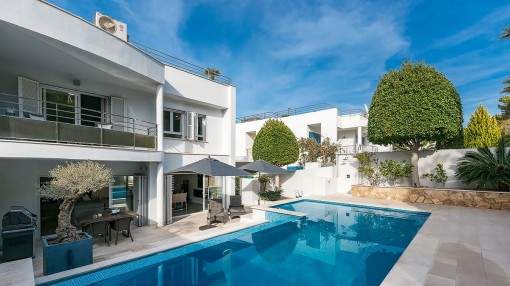 Modern, semi-detached house in the harbour of Port d'Andratx Modern, semi-detached house in the harbour of Port d'Andratx
