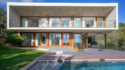 Modern finca with breathtaking views of Palma, the sea and the mountains in Puntiro Modern finca with breathtaking views of Palma, the sea and the mountains in Puntiro