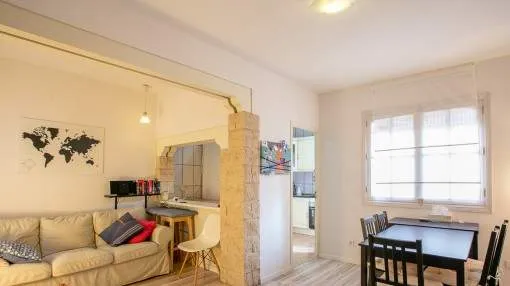 Comfortable and elegant apartment with balcony in a quiet location in the popular district of Santa Catalina Comfortable and elegant apartment with balcony in a quiet location in the popular district of Santa Catalina