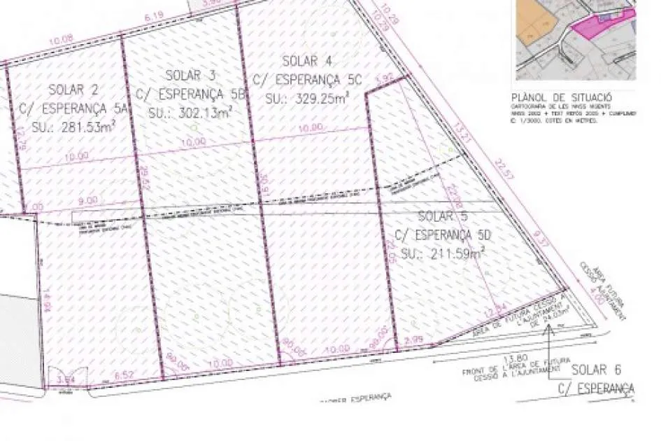 Sunny building plot in a central location in Pina
