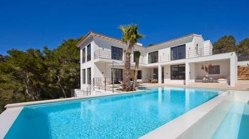 Modern luxurious villa in Port Andratx with top-quality equipment Modern luxurious villa in Port Andratx with top-quality equipment