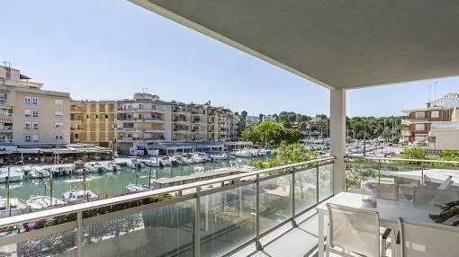 Beautiful apartment with views of the harbour in Porto Cristo Beautiful apartment with views of the harbour in Porto Cristo