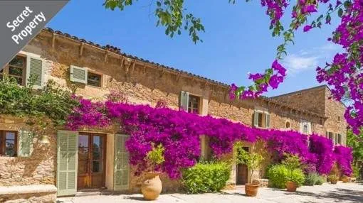 Impressive mediterranean, authentic finca with pool in an idyllic setting in Artà Impressive mediterranean, authentic finca with pool in an idyllic setting in Artà