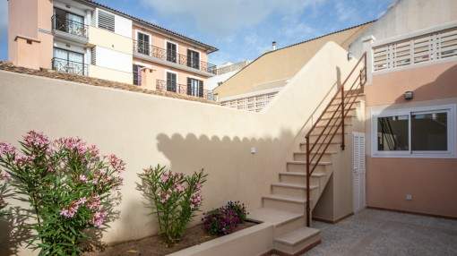 Charming newly renovated town house located just a few steps from the port of Cala Ratjada Charming newly renovated town house located just a few steps from the port of Cala Ratjada