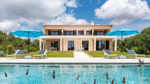 Elegant, high-quality natural stone finca with panoramic views of the island Cabrera Elegant, high-quality natural stone finca with panoramic views of the island Cabrera