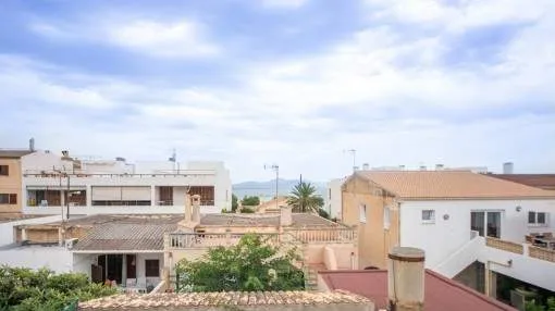 3-storey town house, in the heart of Colonia Sant Pere