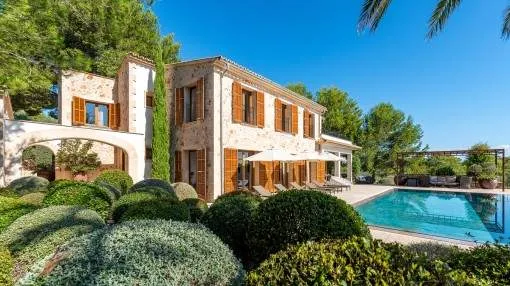 Unique, sophisticated finca-property in Porreres with touristic rental licence and panoramic views over Mallorca