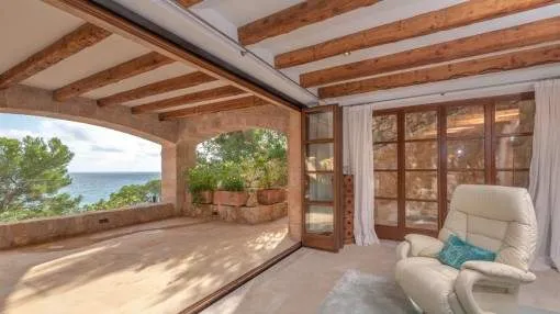 Sunny, luxurious villa on a slope with pool and sea views in Canyamel Sunny, luxurious villa on a slope with pool and sea views in Canyamel