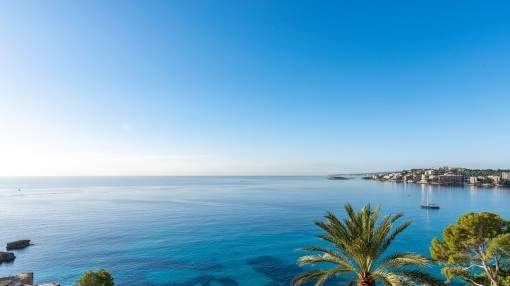 Villa with spectacular sea views and much potential in Cala Mayor Villa with spectacular sea views and much potential in Cala Mayor