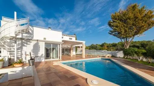 Comfortable, modern villa near to Palma with pool and wonderful views of the sea and green surroundings