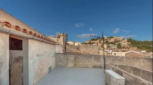 Beautiful typical Mallorcan town house in the center of Capdepera