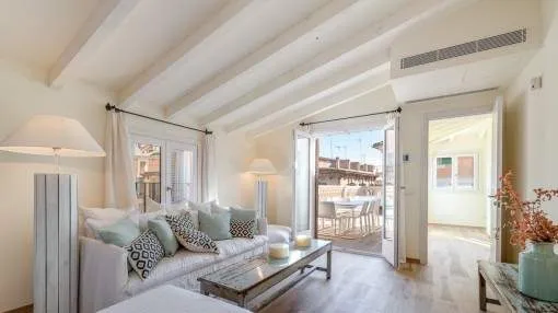 Spectacular Mallorcan house converted into a modern and elegant home with pool in Palma Spectacular Mallorcan house converted into a modern and elegant home with pool in Palma