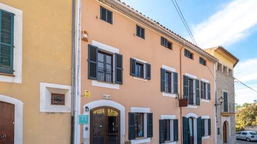 Romantic boutique-hotel in Alaro Romantic boutique-hotel in Alaro