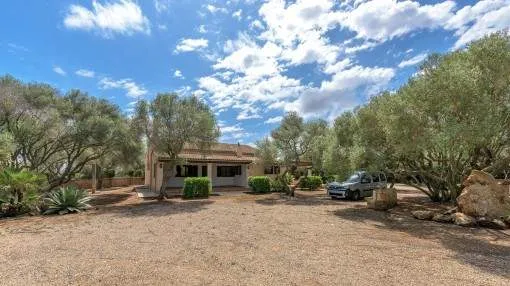 Finca in a prime location on over 10 hectares of land in Sa Torre Finca in a prime location on over 10 hectares of land in Sa Torre