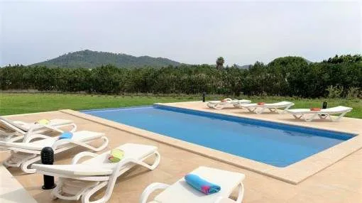 Lovely house with a large garden, 3 bedrooms, pool and guest apartment in very quiet area of Son Servera Lovely house with a large garden, 3 bedrooms, pool and guest apartment in very quiet area of Son Servera