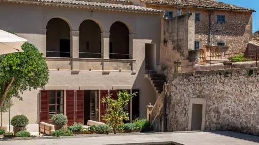 Exclusive designer property with high-end equipment in the middle of Alaró