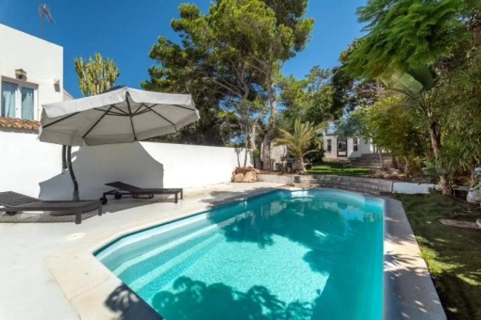 Charming semi-detached house with ample privacy in Bahia Azul
