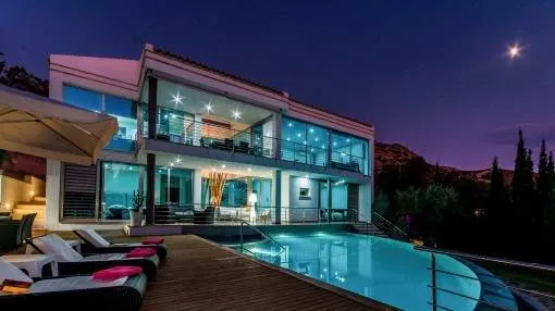Stunning, luxurious villa in the prestigious region of Bonaire with holiday rental licence